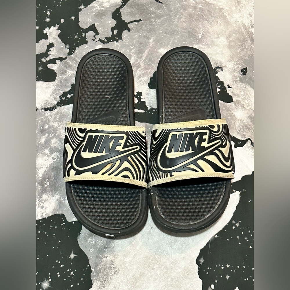 Nike Benassi JDI Slides White Black Abstract